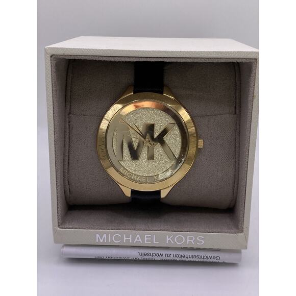 Michael Kors Silm Runway MK2392 Wrist Watch for Women - Picture 3 of 14